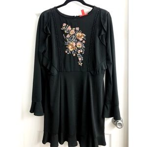 CHELSEA & VIOLET Short Dress